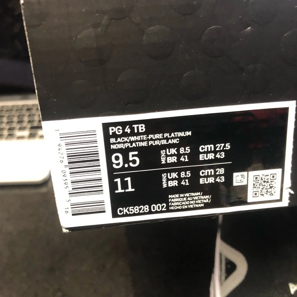 Sz 9.5 PG 4 TEAM 'BLACK PLATINUM'